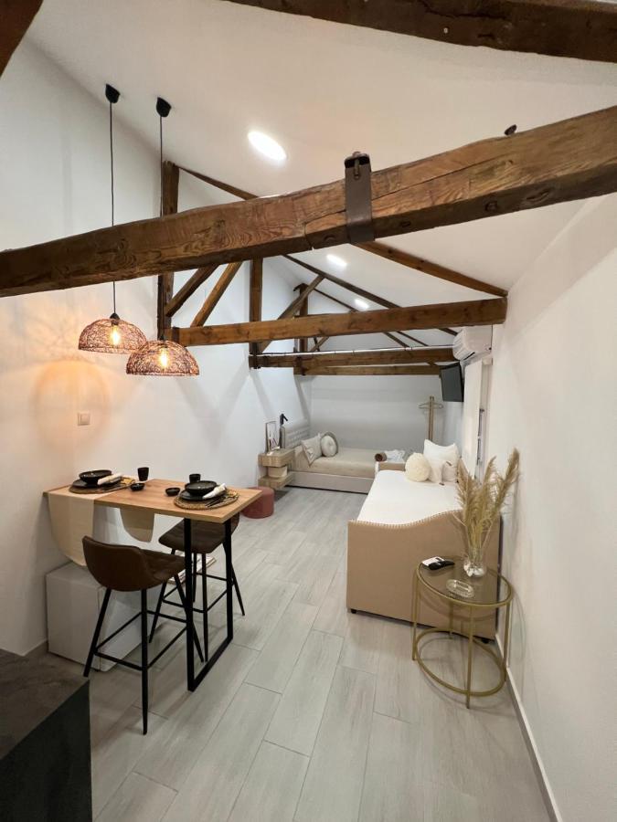 Herencia Suites Chic Cozy מראה חיצוני תמונה