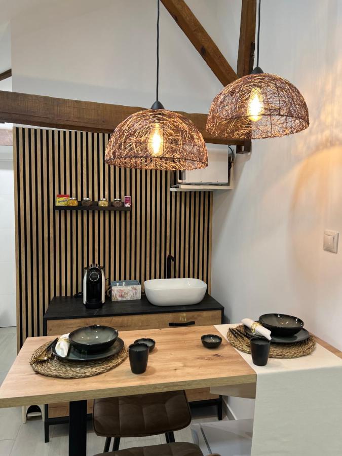 Herencia Suites Chic Cozy מראה חיצוני תמונה