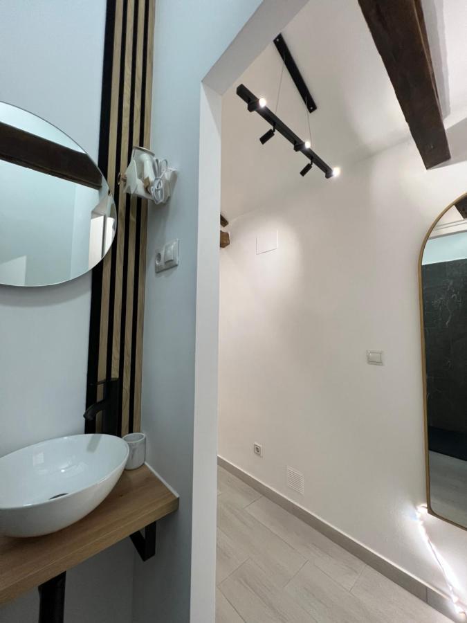 Herencia Suites Chic Cozy מראה חיצוני תמונה