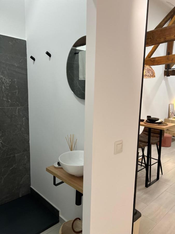 Herencia Suites Chic Cozy מראה חיצוני תמונה